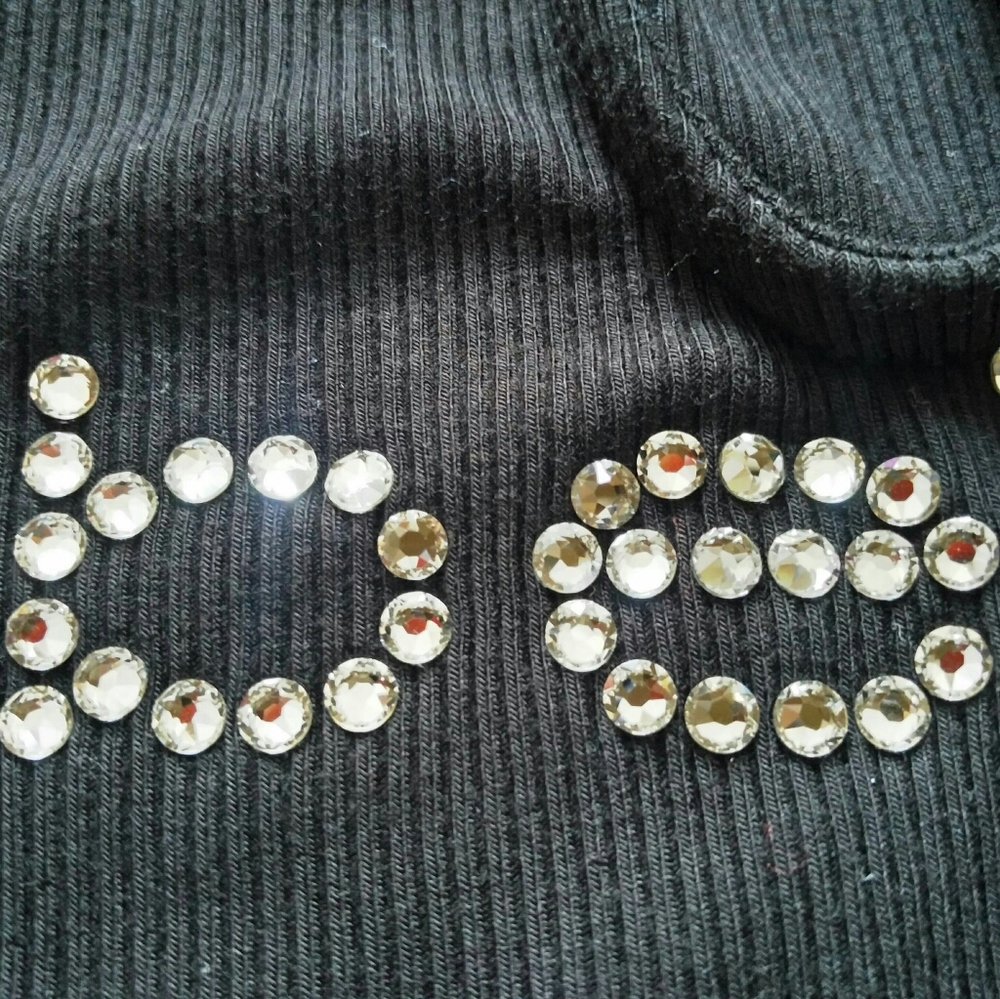 Bebe Ribbed & Lace Swarovski Logo Keyhole Top - Picture 6 of 16